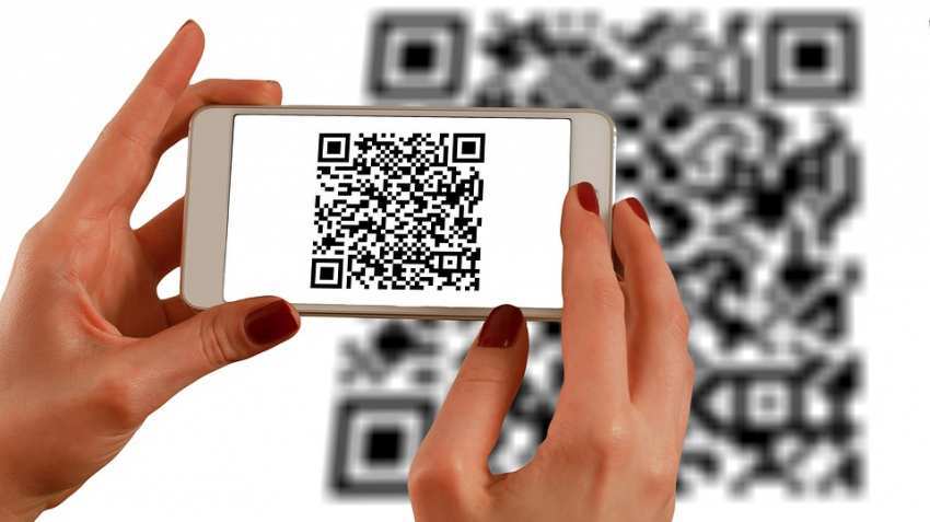 On Delhi Metro Airport Express, passengers can use QR code-based facility to buy tickets On Delhi Metro Airport Express, passengers can use QR code-based facility to buy tickets