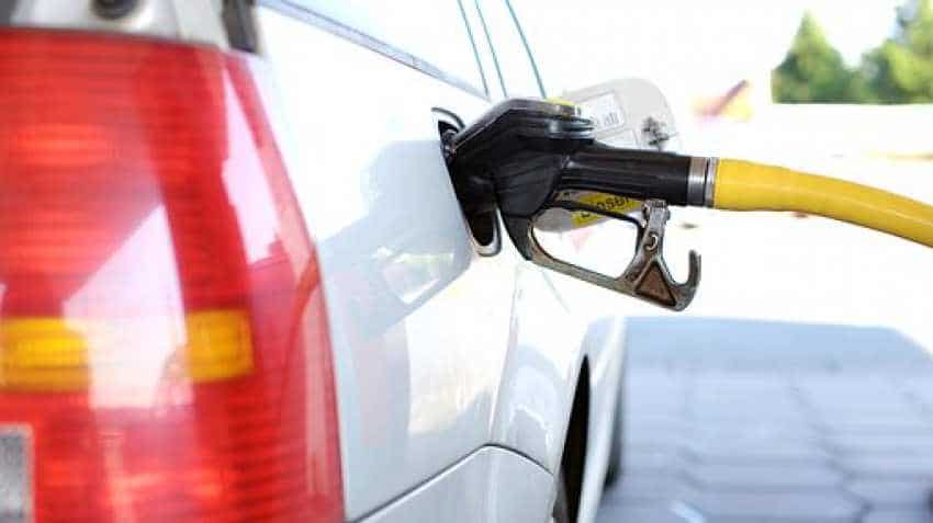 Buying petrol, diesel? Save up to Rs 100 on bills today - Here's how Buying petrol, diesel? Save up to Rs 100 on bills today - Here's how