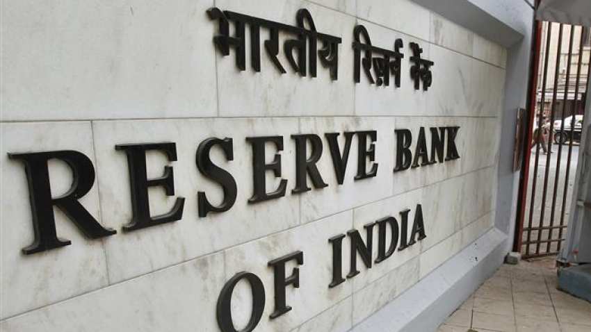 Rupee, oil crisis: RBI set to make big change in stance? Rupee, oil crisis: RBI set to make big change in stance?