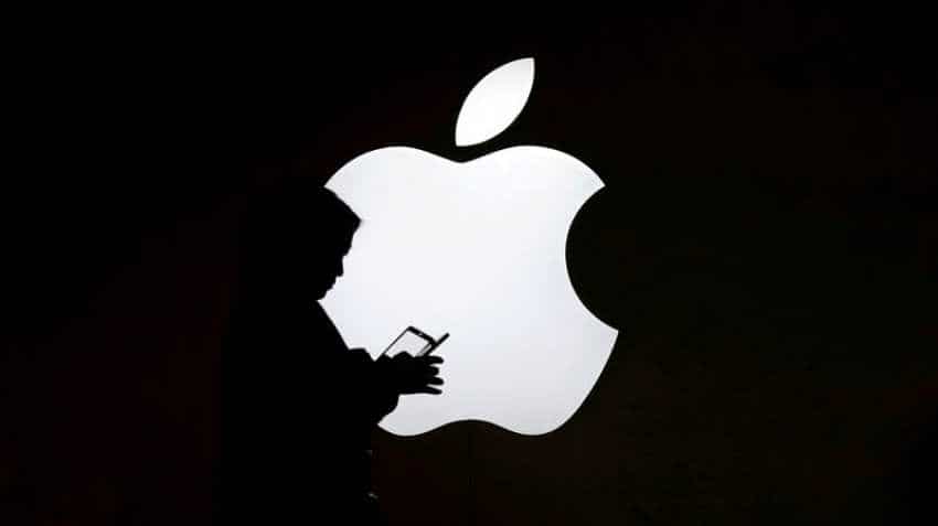 Steve Jobs and Steve Wozniak linked rare Apple-1 computer auctioned for $375,000 Steve Jobs and Steve Wozniak linked rare Apple-1 computer auctioned for $375,000