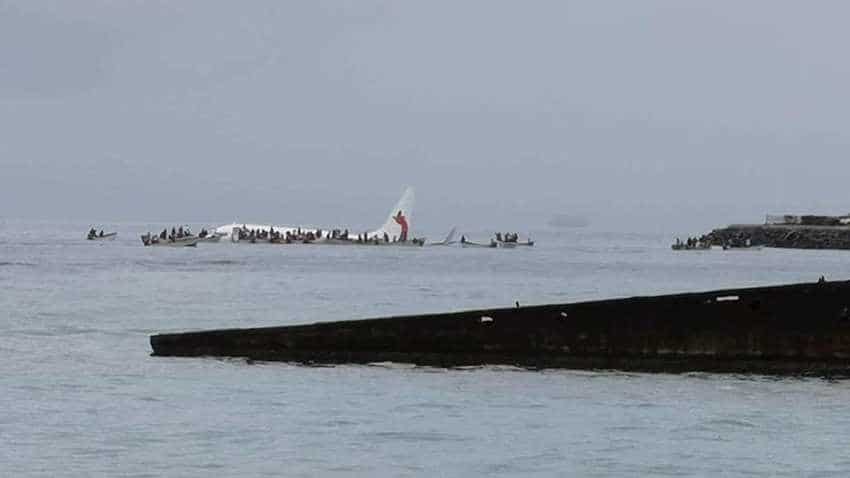 Air Niugini Boeing 737-800 crashes into sea in Micronesia; Passengers swim for their lives