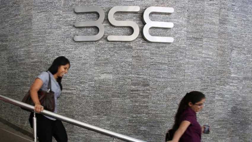 Manic day for Sensex, closes down by 550 pts; Reliance Industries falls over 2 pct Manic day for Sensex, closes down by 550 pts; Reliance Industries falls over 2 pct