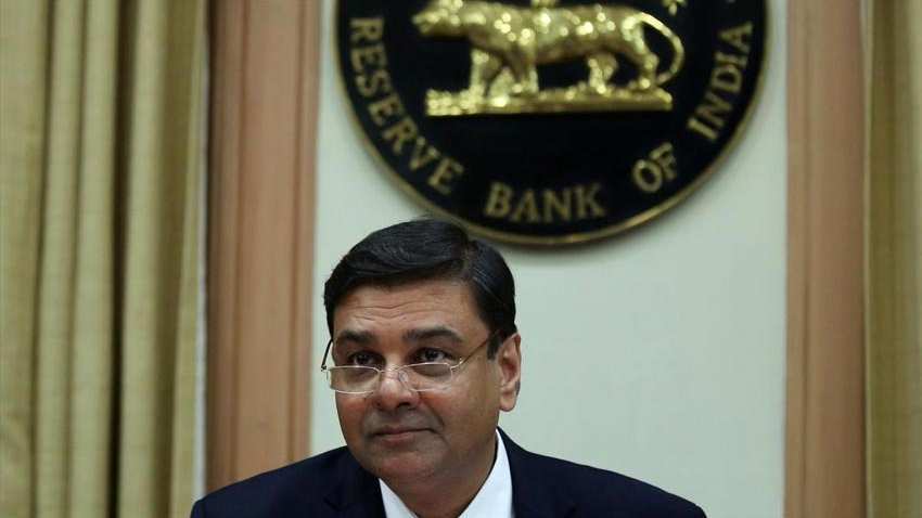 RBI no hike stance not conducive for the value of Indian rupee? Find out RBI no hike stance not conducive for the value of Indian rupee? Find out