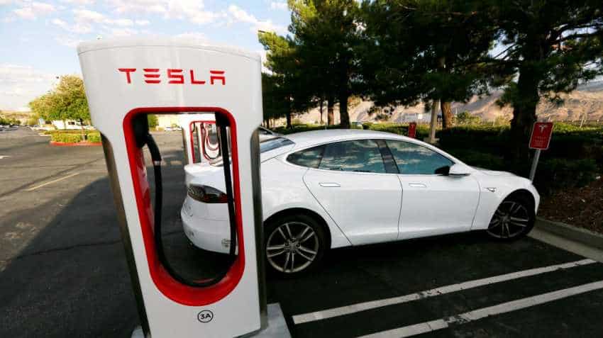 Elon Musk, ordered to defend fraud settlement, takes aim at SEC Elon Musk, ordered to defend fraud settlement, takes aim at SEC