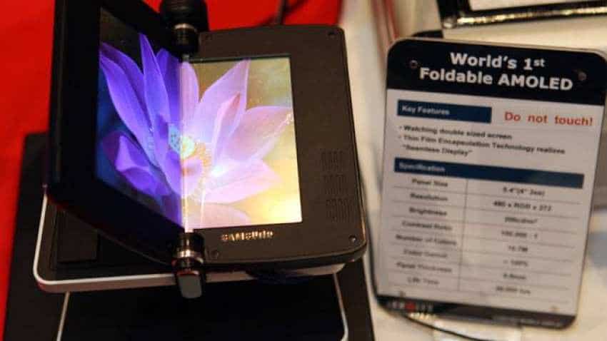 Samsung's foldable smartphone could work like tablet Samsung's foldable smartphone could work like tablet