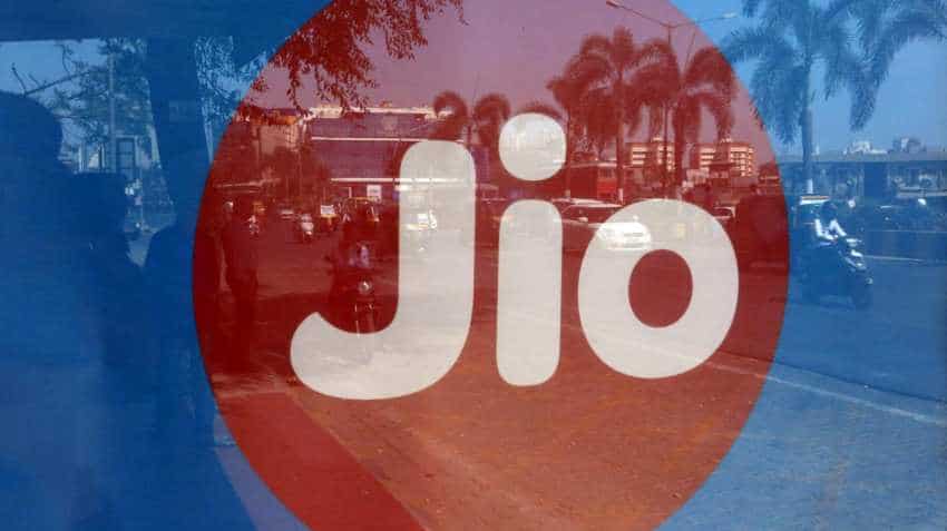 Reliance Jio fallout: DoT limits subscriber enrolment to 5% Reliance Jio fallout: DoT limits subscriber enrolment to 5%