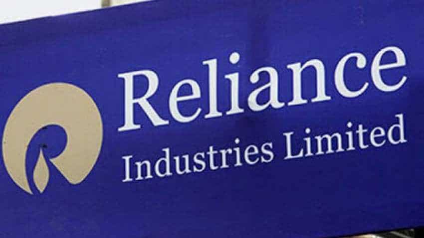 Reliance Industries shares fall over 4%; m-cap drops by Rs 29,945 cr post Q2 results Reliance Industries shares fall over 4%; m-cap drops by Rs 29,945 cr post Q2 results