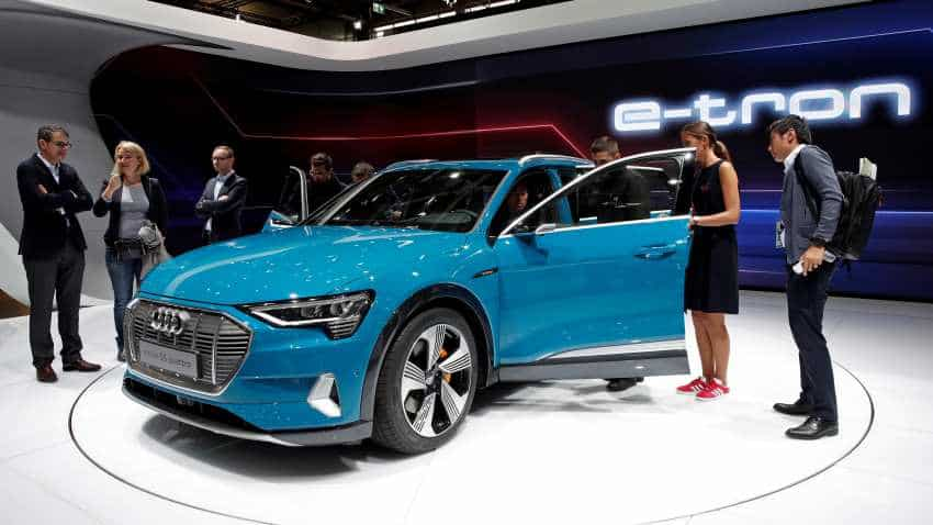 Audi  e-tron electric SUV faces 4-week delay because of software glitch