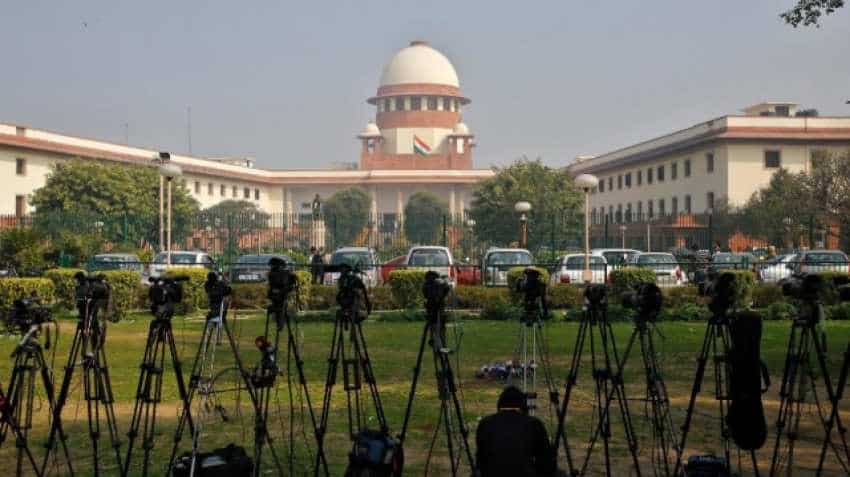 No big Diwali 'Dhamaka' for Amazon, Flipkart! Supreme Court slaps this order on e-commerce sites No big Diwali 'Dhamaka' for Amazon, Flipkart! Supreme Court slaps this order on e-commerce sites