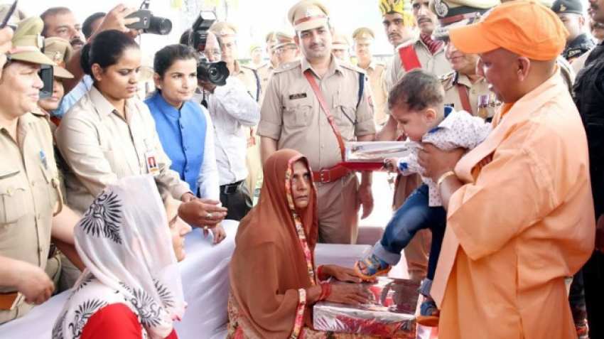 Pension Schemes: Yogi Adityanath's new decision to benefit 14 lakh farmers, widows, divyangs Pension Schemes: Yogi Adityanath's new decision to benefit 14 lakh farmers, widows, divyangs