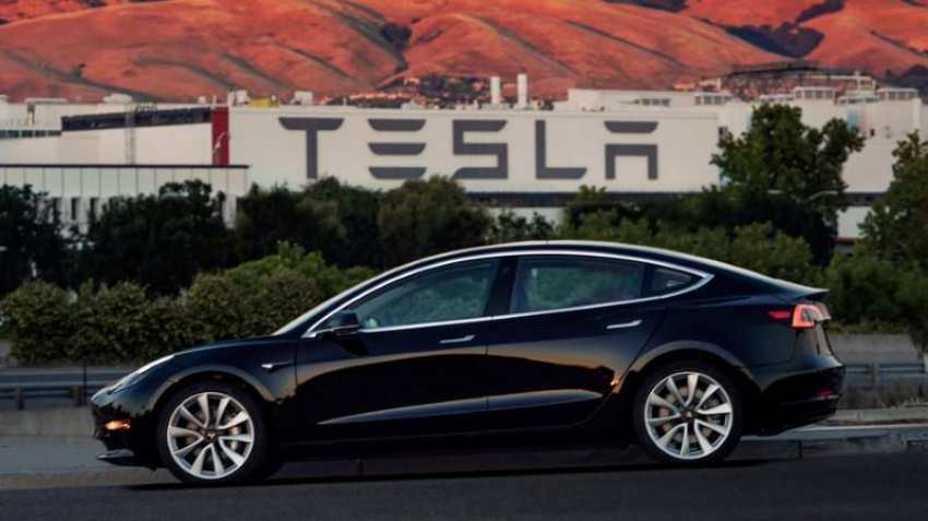 Tesla critic Citron Research makes U-turn ahead of results, says Model 3 sedan is &quot;proven hit&quot; 