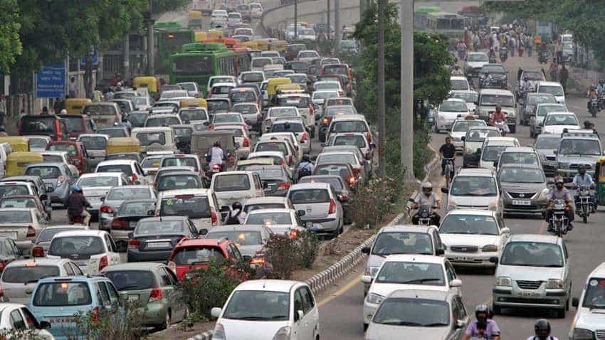 Alert! Supreme Court bans these petrol and diesel vehicles on Delhi-NCR roads; here's why Alert! Supreme Court bans these petrol and diesel vehicles on Delhi-NCR roads; here's why