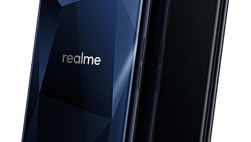 Don&#039;t wait for online sales, buy Realme smartphones offline soon; Reliance Jio, Reliance Digital to offer you this phone 