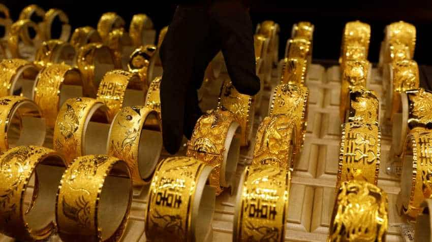 Gold rallies as dollar retreats from multi-month highs