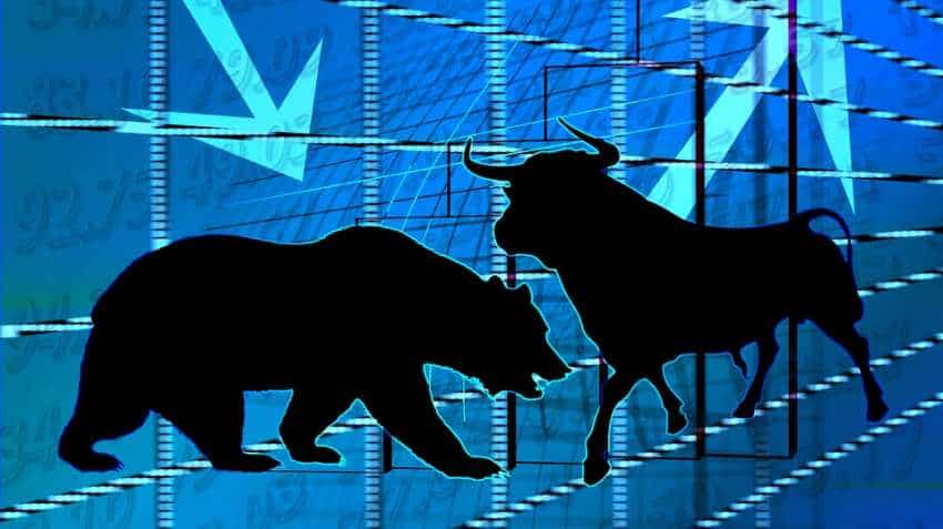 Live Markets: Sensex drops by 60 pts, Nifty reaches at 10,528.20; SBI soars over 5%