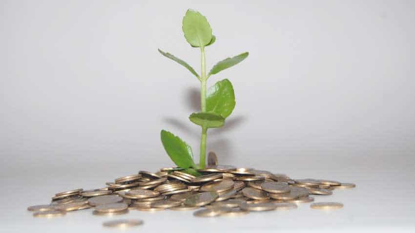 Latest Fixed Deposit rates: What PNB, HDFC, SBI, Canara, ICICI banks pay - Top FDs compared Latest Fixed Deposit rates: What PNB, HDFC, SBI, Canara, ICICI banks pay - Top FDs compared