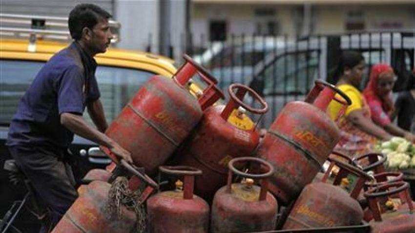 Brilliant! Big IIT boost for LPG connections for BPL households via Pradhan Mantri Ujjwala Yojana Brilliant! Big IIT boost for LPG connections for BPL households via Pradhan Mantri Ujjwala Yojana