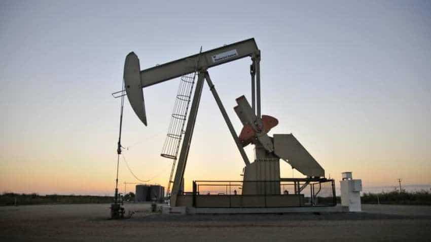 Oil heads for week of losses despite talk of supply cut