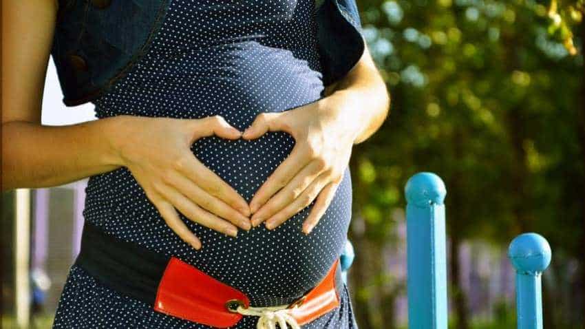 This job in Delhi University does not even give paid maternity leave benefit to ad-hoc teachers This job in Delhi University does not even give paid maternity leave benefit to ad-hoc teachers
