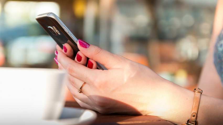 Smartphone users in India to double to 829 mn by 2022: Report Smartphone users in India to double to 829 mn by 2022: Report