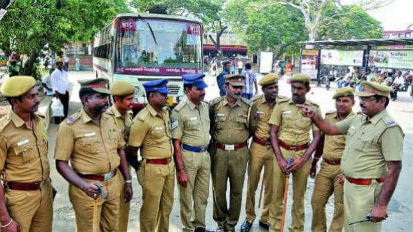 AP Police recruitment 2018: Online application process for 2723 various posts to end soon; apply on slprb.ap.gov.in AP Police recruitment 2018: Online application process for 2723 various posts to end soon; apply on slprb.ap.gov.in