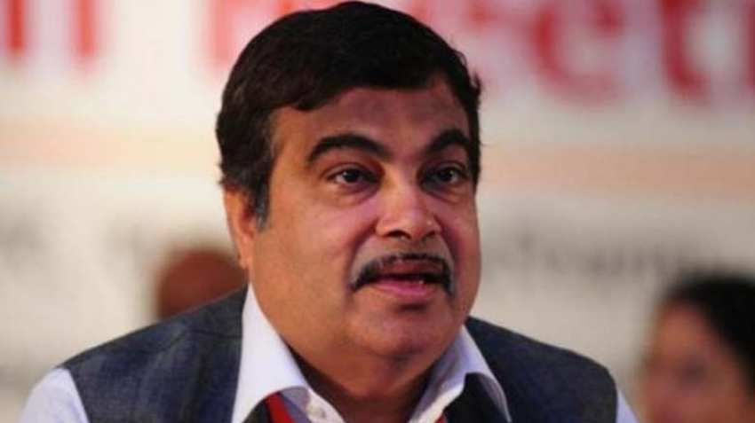 Pothole deaths: Gadkari warns road contractors of dire consequences