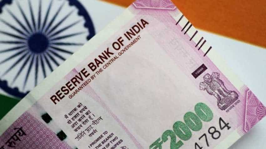 Rupee plunges 50 paise to 71.32 against US dollar Rupee plunges 50 paise to 71.32 against US dollar
