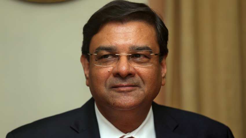 Urjit Patel resignation 'severe blow' to nation's economy: Manmohan Singh Urjit Patel resignation 'severe blow' to nation's economy: Manmohan Singh