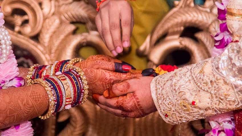 Are you getting married? Three ways to check the credit mantras of your groom 