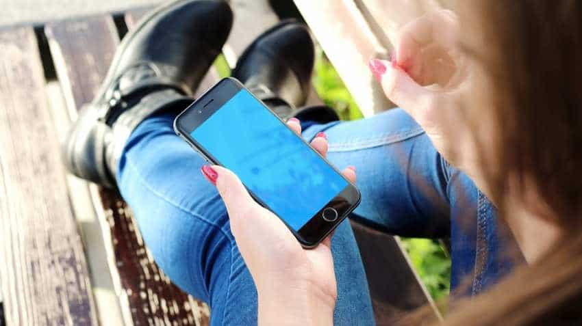 Attention! Airtel, Jio, Vodafone-Idea, BSNL customers: Mobile number portability rules changed; Here's how you benefit Attention! Airtel, Jio, Vodafone-Idea, BSNL customers: Mobile number portability rules changed; Here's how you benefit