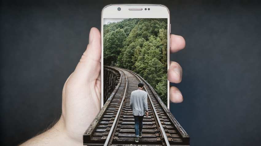 Over 300 mn mobile phones to be sold in India in 2019, Xiaomi expected to lead Over 300 mn mobile phones to be sold in India in 2019, Xiaomi expected to lead