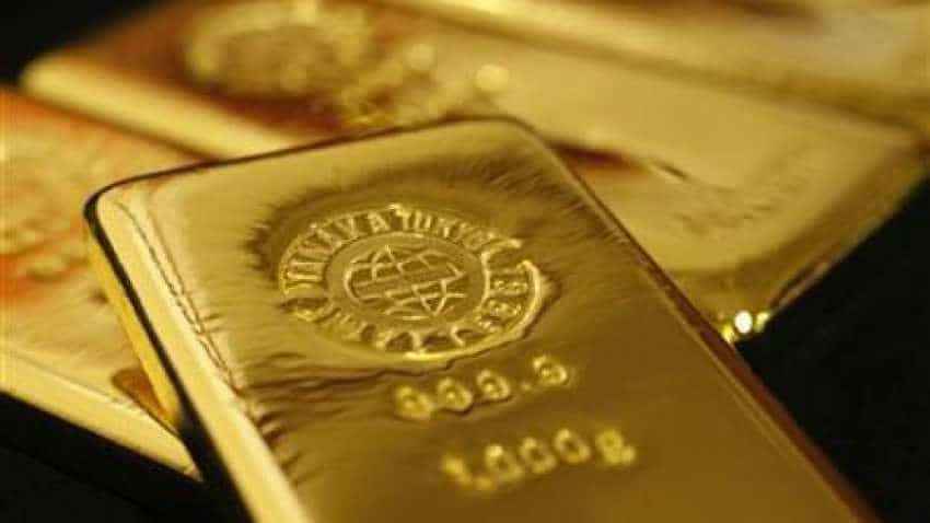 Gold climbs to six-month peak on waning risk appetite Gold climbs to six-month peak on waning risk appetite