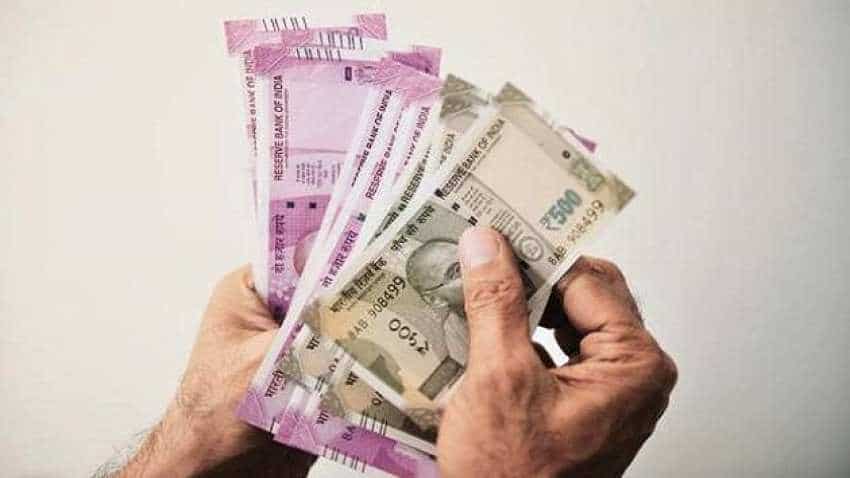 Rupee gains 30 paise against US dollar in opening trade amid fall in crude oil prices Rupee gains 30 paise against US dollar in opening trade amid fall in crude oil prices