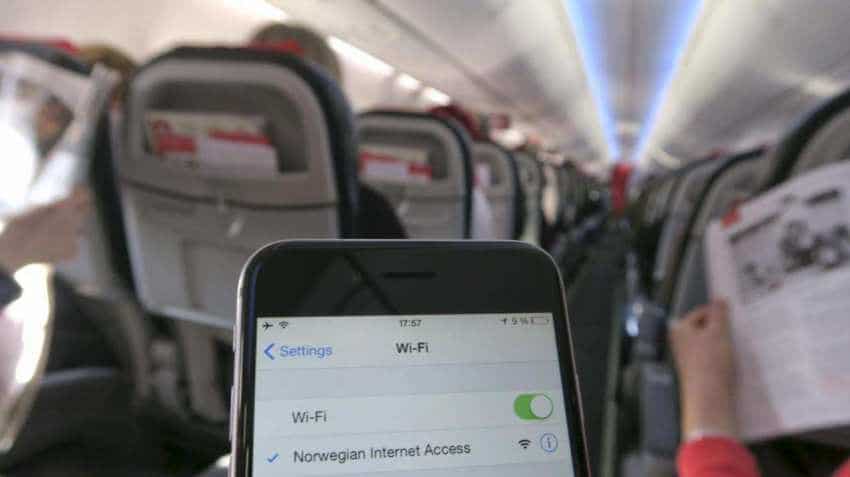 Flyers Beware! Boarding plane, have smartphone? Tragedy awaits; never do this Flyers Beware! Boarding plane, have smartphone? Tragedy awaits; never do this