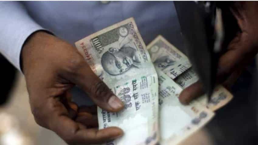 Delhi government cracks whip on minimum wage violators