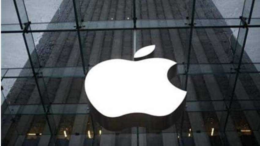 Apple cuts revenue expectations, Tim Cook blames poor iPhone sales in China Apple cuts revenue expectations, Tim Cook blames poor iPhone sales in China