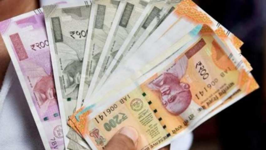 Rupee Recovers 34 Paise To 69 86 Against Us Dollar In Morning Trade Zee Business