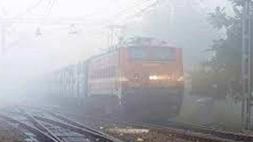Fog delays 13 trains Fog delays 13 trains