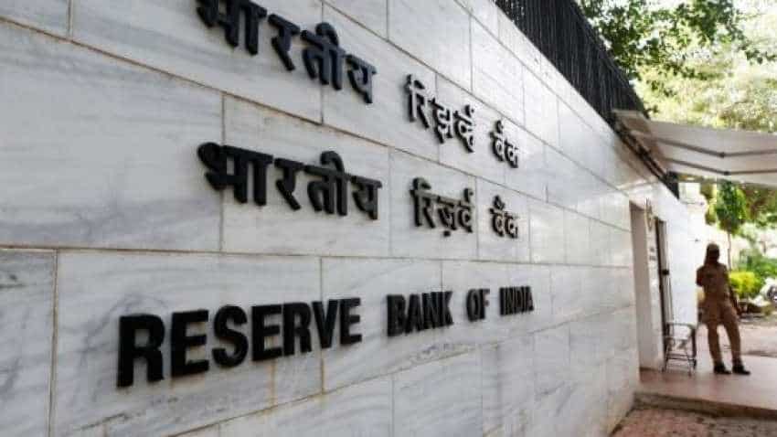 RBI likely to give Rs 300-400 billion interim dividend