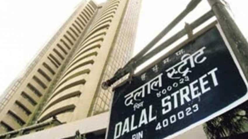Sensex halts global sentiment rally, slips by 90 points