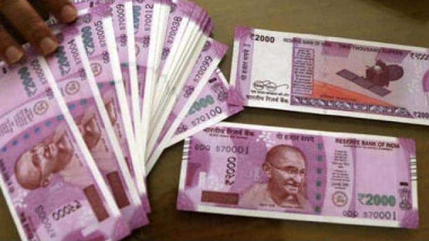 Don't fall into trap of banking, mutual funds, SIP frauds - Check how to identify fraudulent or Ponzi investment schemes Don't fall into trap of banking, mutual funds, SIP frauds - Check how to identify fraudulent or Ponzi investment schemes