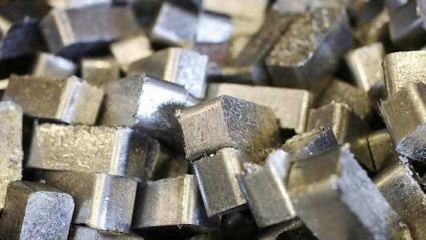 Experts advise to wait for profit booking before taking any position in Zinc