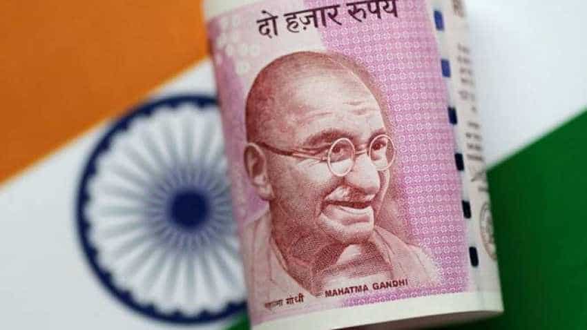 Rupee rebounds 72 paise against US dollar Rupee rebounds 72 paise against US dollar