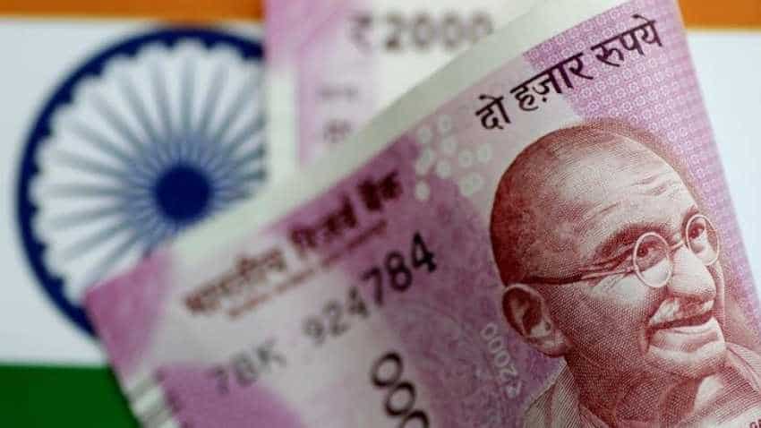Indian Rupee to hit all-time low vs US dollar again?