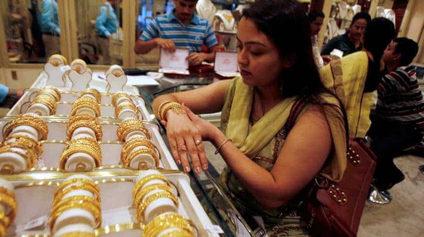 Gold prices: Rate alert! Yellow metal to become even more expensive? Gold prices: Rate alert! Yellow metal to become even more expensive?
