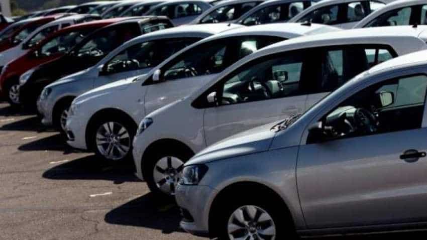 Domestic passenger vehicle sales down 0.43% in December