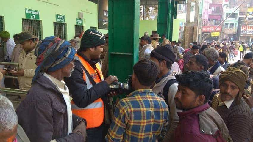 Kumbh ushers in a new era for Indian Railways: After UTS app, now get unreserved tickets using handheld machine