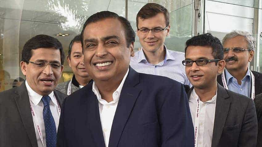 Reliance Industries can turn into India&#039;s Amazon or Alibaba?