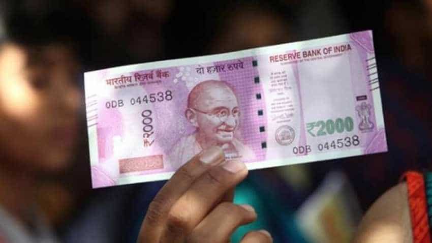 Rupee rises 10 paise against US dollar in early trade Rupee rises 10 paise against US dollar in early trade