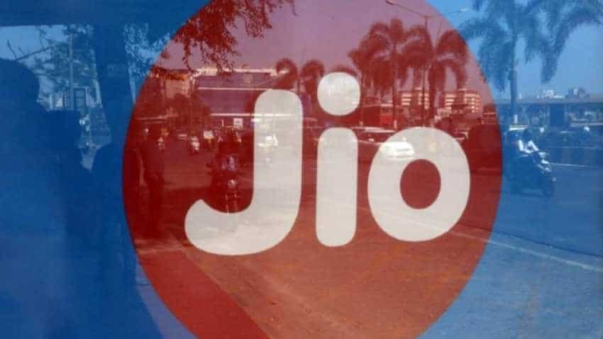 Jio users alert! 10 GB free internet data up for grabs Here is how to avail the offer Jio users alert! 10 GB free internet data up for grabs Here is how to avail the offer